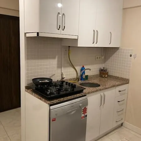The Heart Of Kadikoy Apartamento